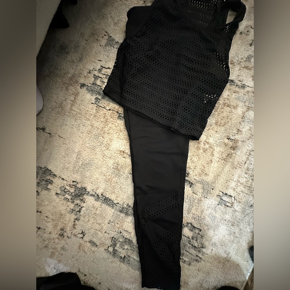 Beyond Yoga Laser Cut Top and Leggings - Sold as set